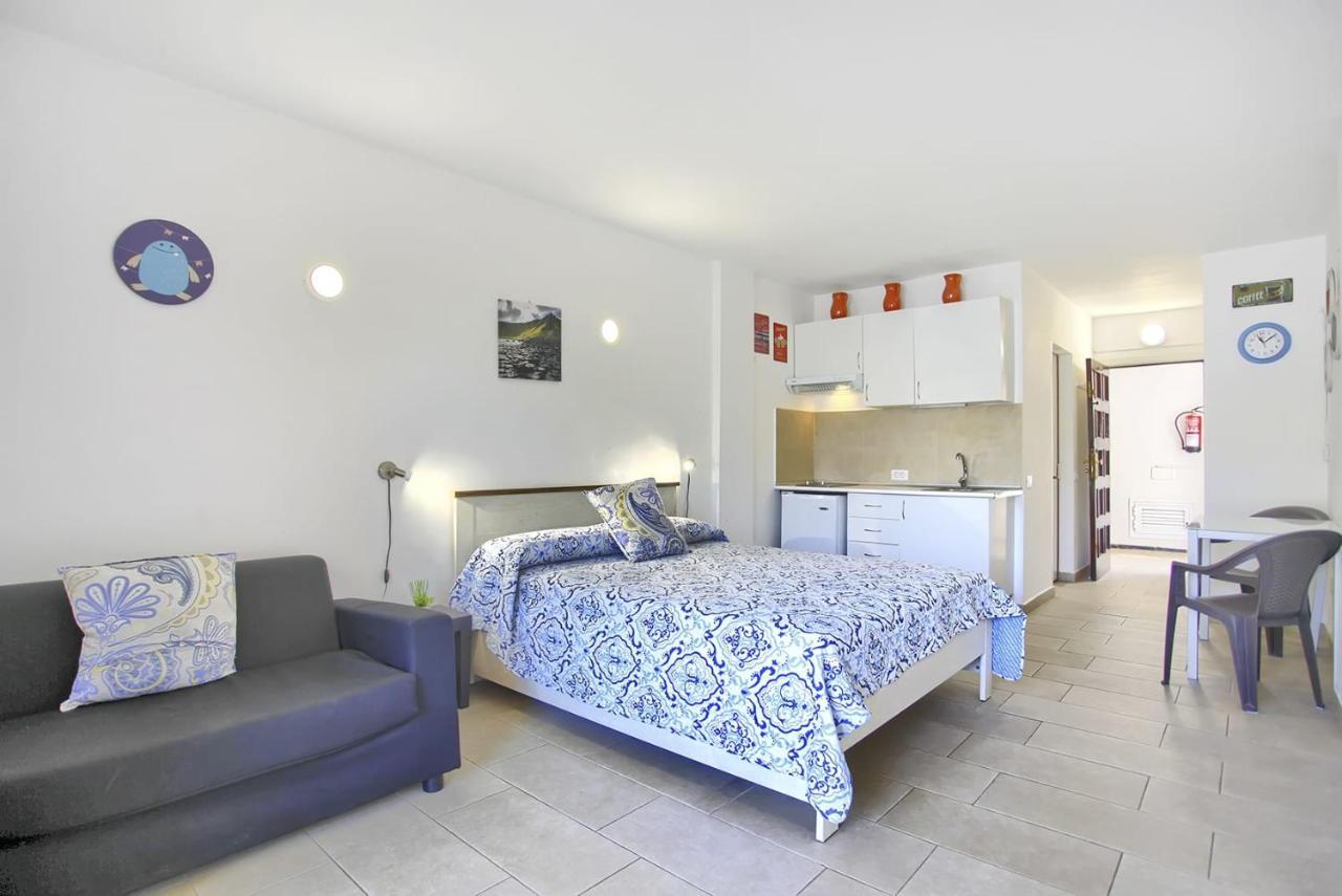 Studio Eldorado In Playa De Las Americas Near The Beach Arona  Exterior photo